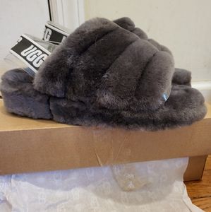 Ugg Slipper